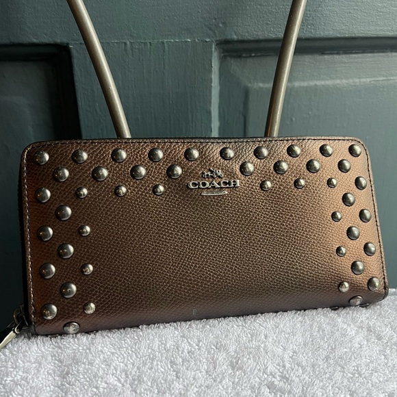 Coach Handbags - Coach Accordion Zip Wallet in Studded Crossgrain Leather